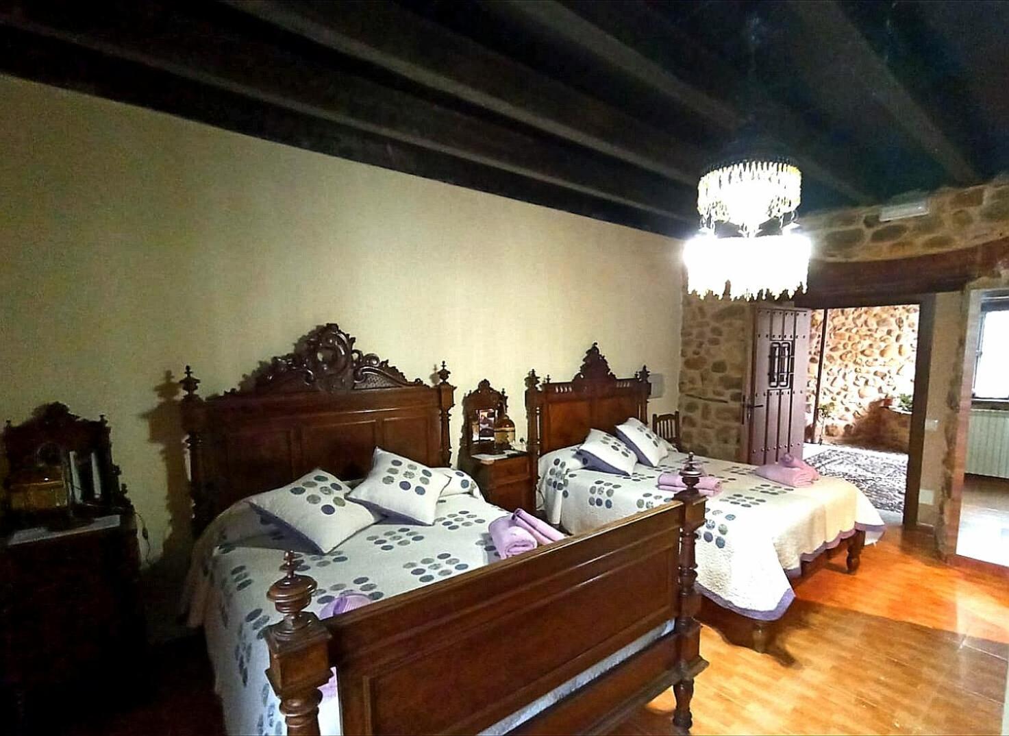 Palacio del Conde de Rebolledo Villaviciosa de la Ribera Quarto foto
